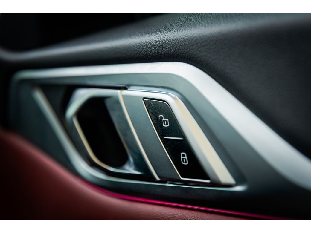 2024 BMW i4