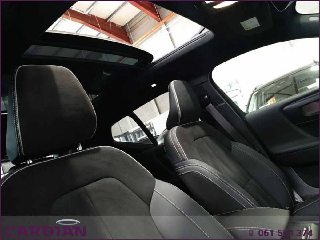 2023 Volvo XC40