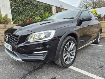 2017 Volvo V60 Cross Country
