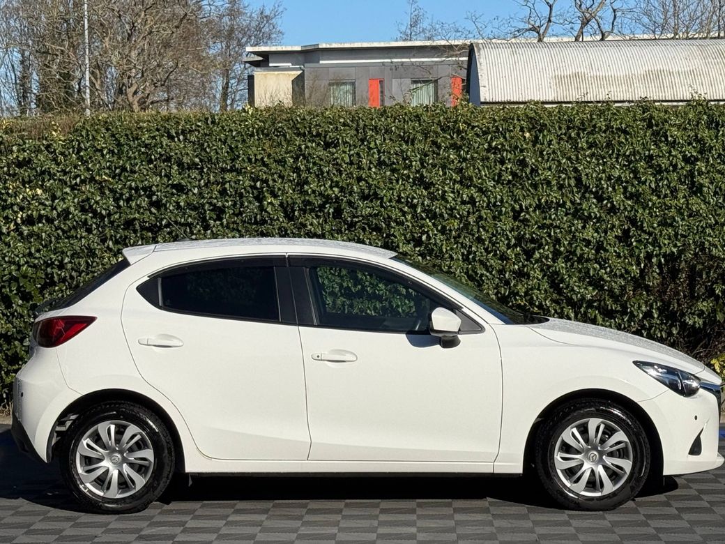 2016 Mazda Demio