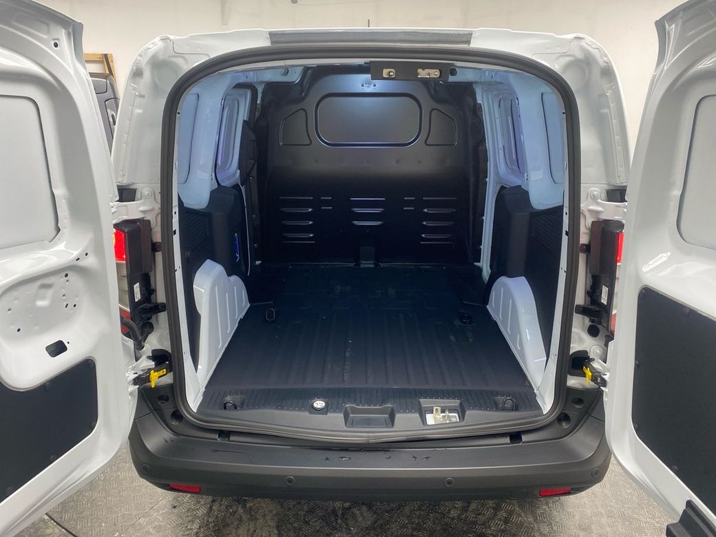 2026 Ford Transit Courier