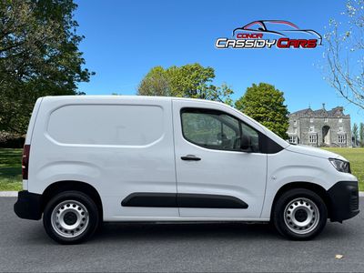 2023 Peugeot Partner