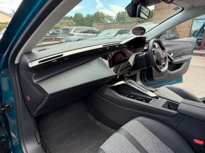 2024 Peugeot 408