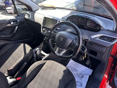 2015 Peugeot 208