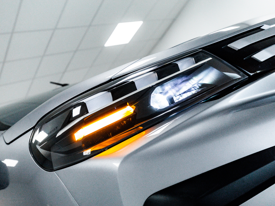 2025 Peugeot Traveller