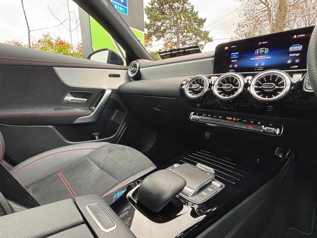 2023 Mercedes-Benz CLA Class