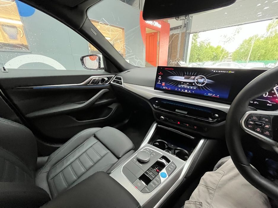2025 BMW i4
