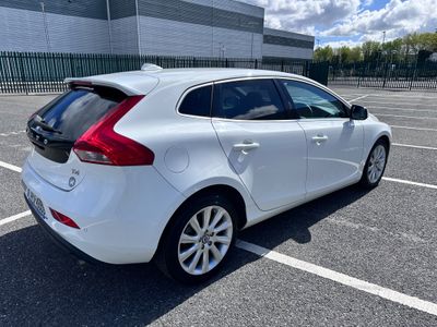 2014 Volvo V40