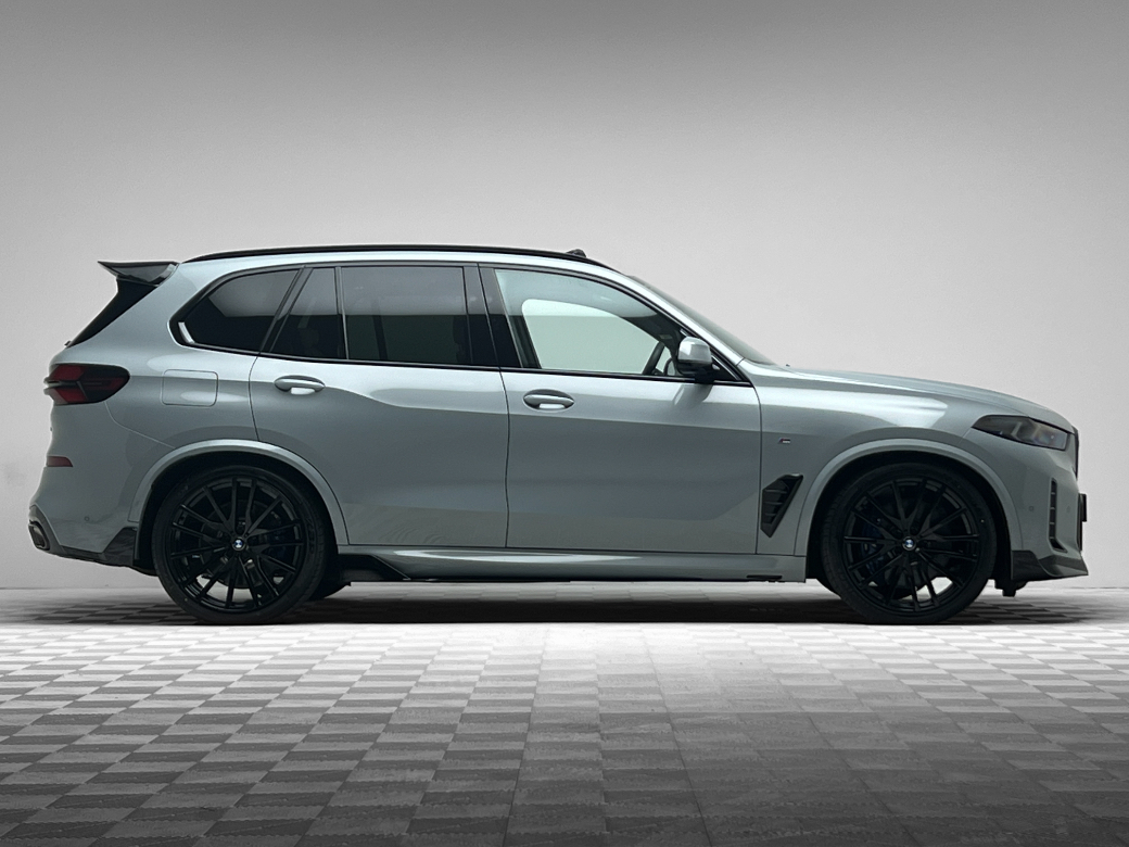 2025 BMW X5