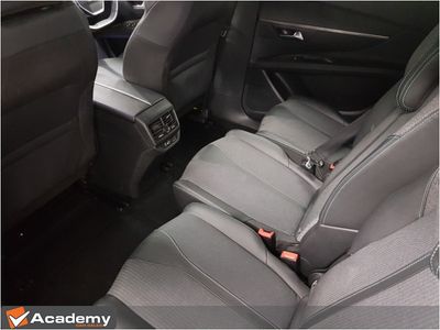 2024 Peugeot 5008