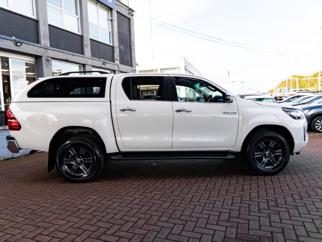 2022 Toyota Hilux