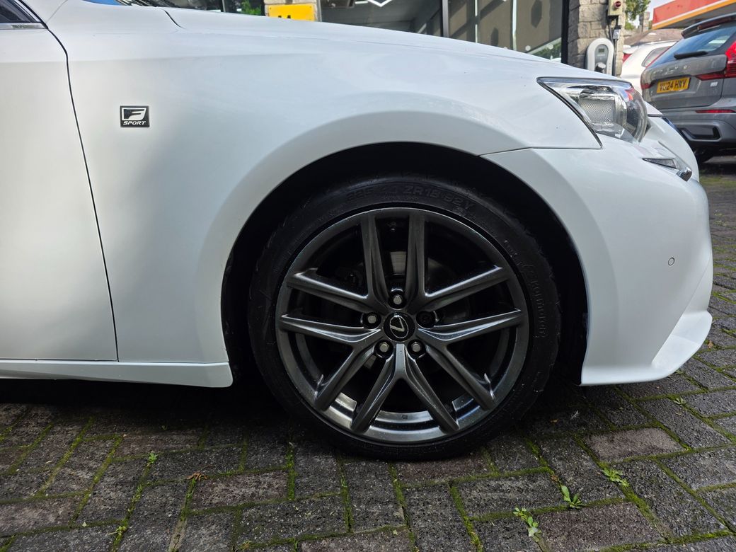 2016 Lexus IS
