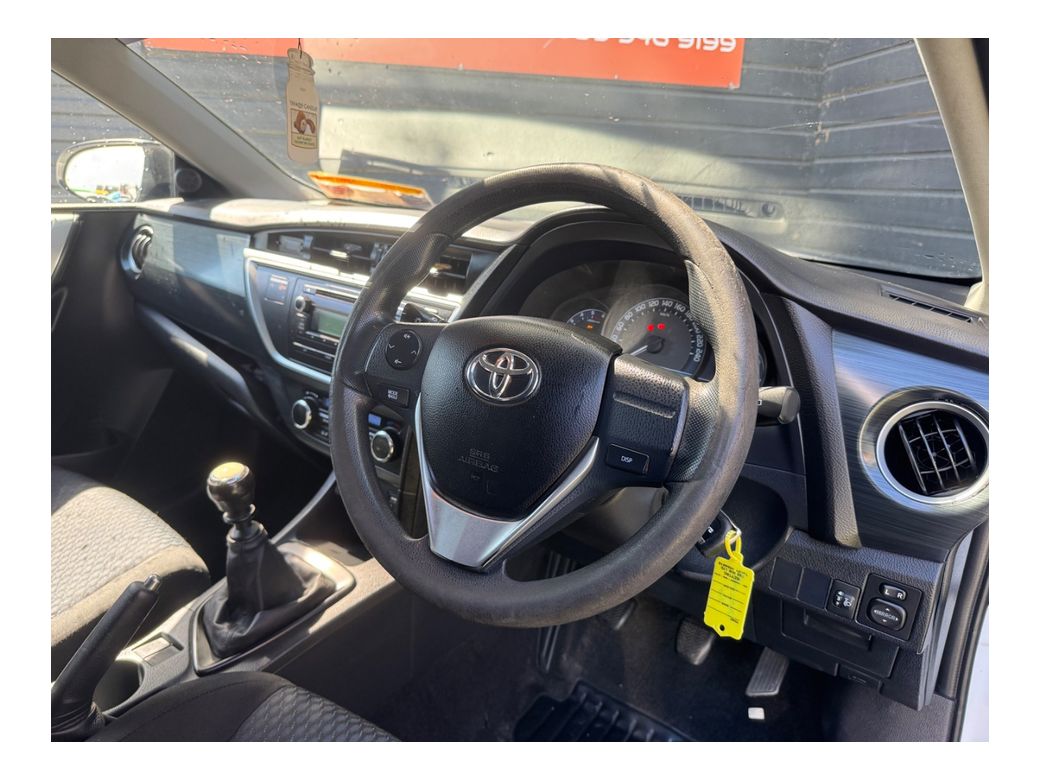 2015 Toyota Auris
