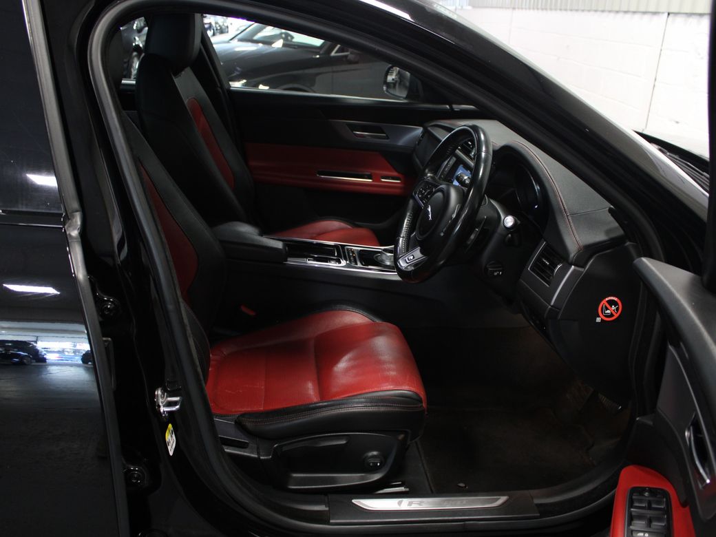 2016 Jaguar XF