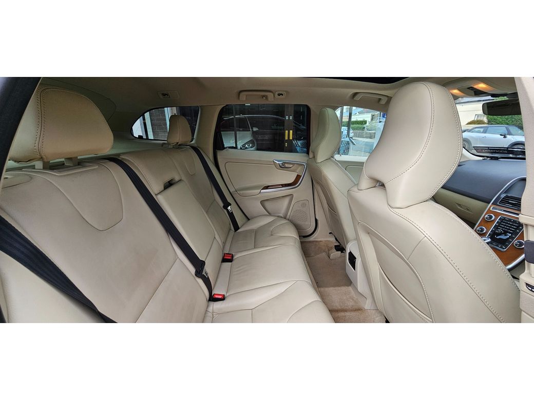 2017 Volvo XC60