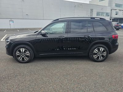2025 Mercedes-Benz GLB Class
