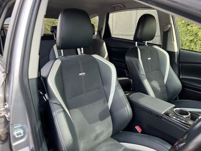 2020 Toyota Prius Alpha