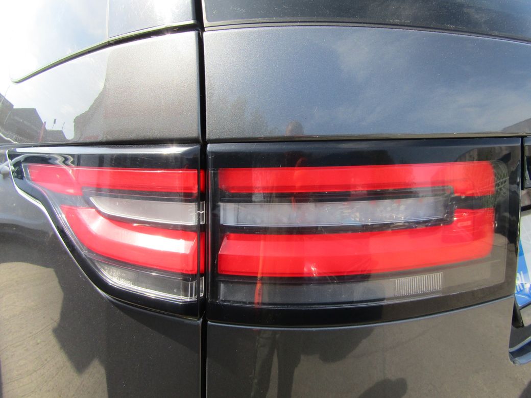 2018 Land Rover Discovery