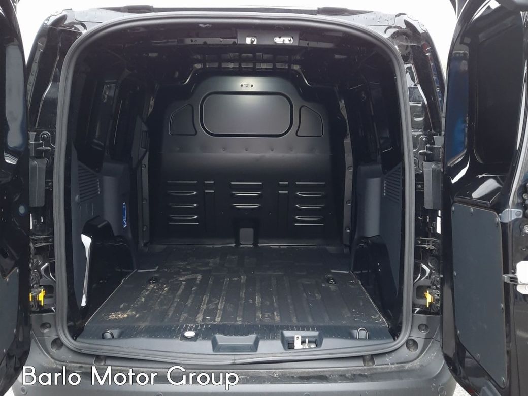 2025 Ford Transit Courier