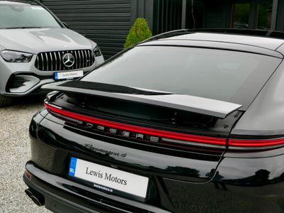 2025 Porsche Panamera
