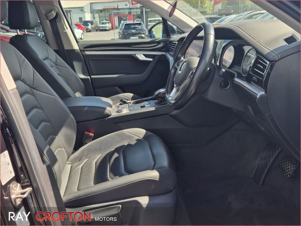 2019 Volkswagen Touareg