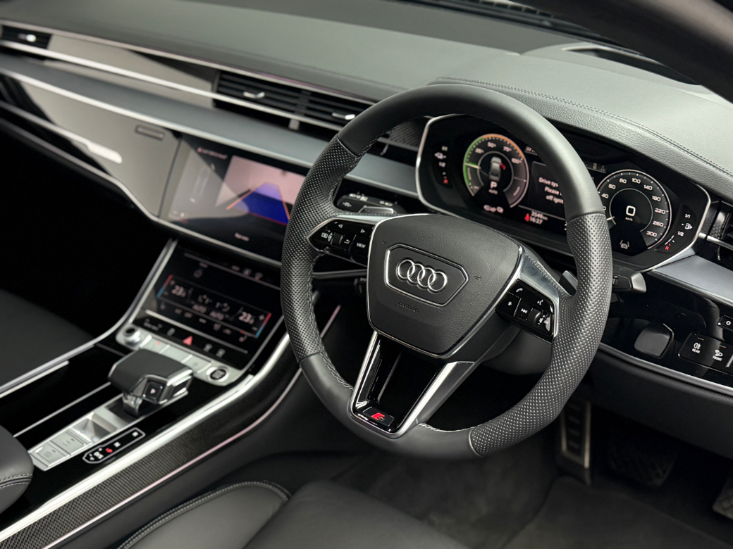 2025 Audi A8