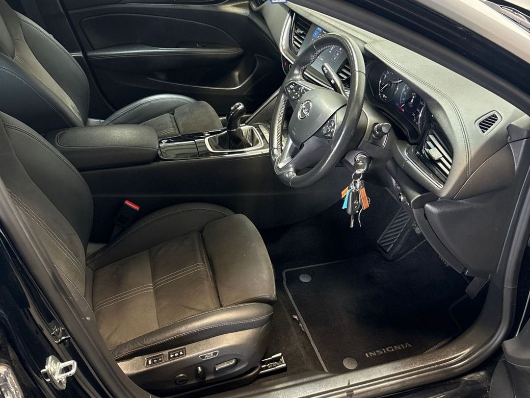 2022 Opel Insignia