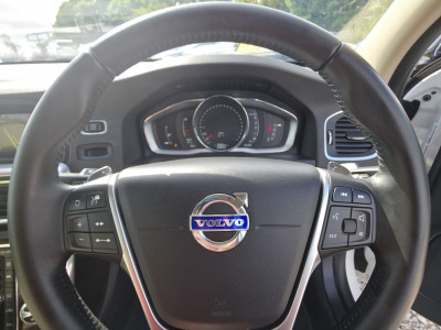 2018 Volvo V60 Cross Country