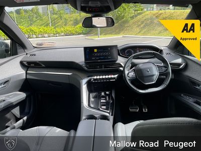 2023 Peugeot 5008