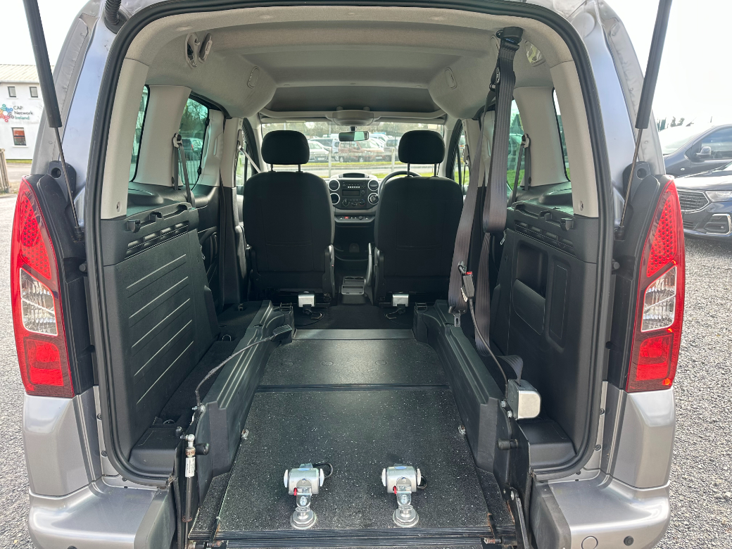 2017 Peugeot Partner Tepee