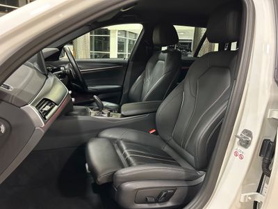 2022 BMW 5 Series