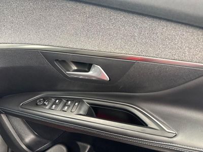 2022 Peugeot 5008