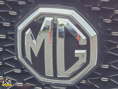 2022 MG HS
