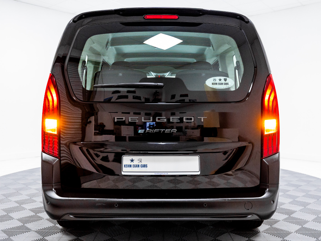 2025 Peugeot Rifter