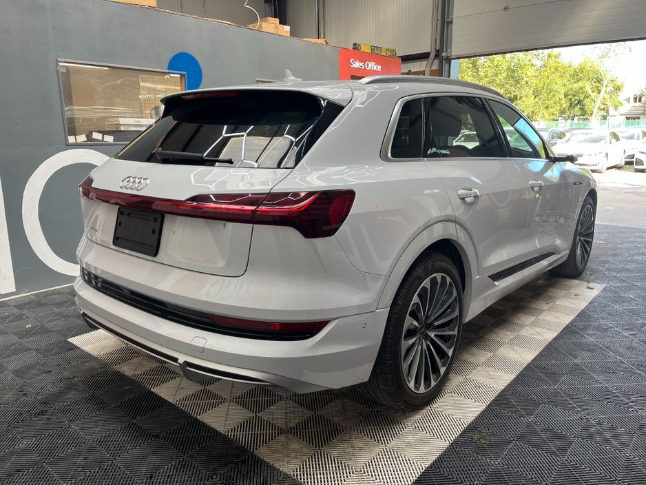 2023 Audi e-tron