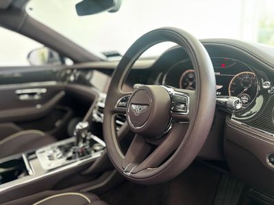 2024 Bentley Flying Spur