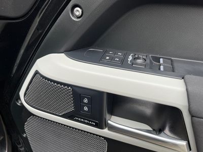 2023 Land Rover Defender