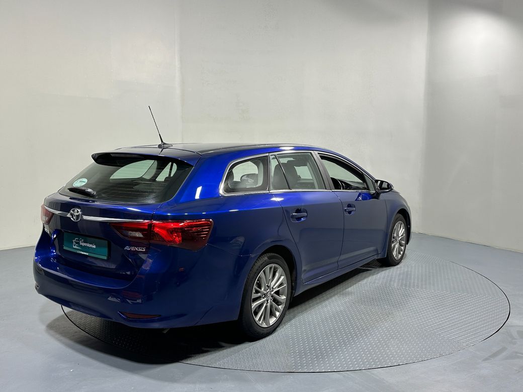 2016 Toyota Avensis