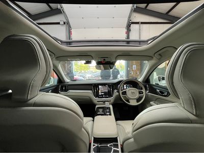 2021 Volvo V60