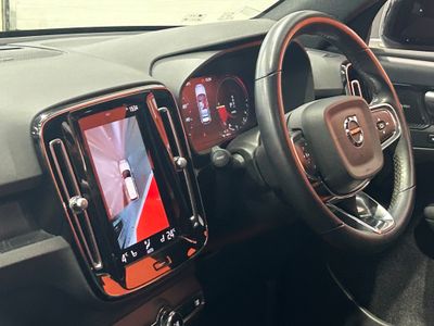 2023 Volvo XC40