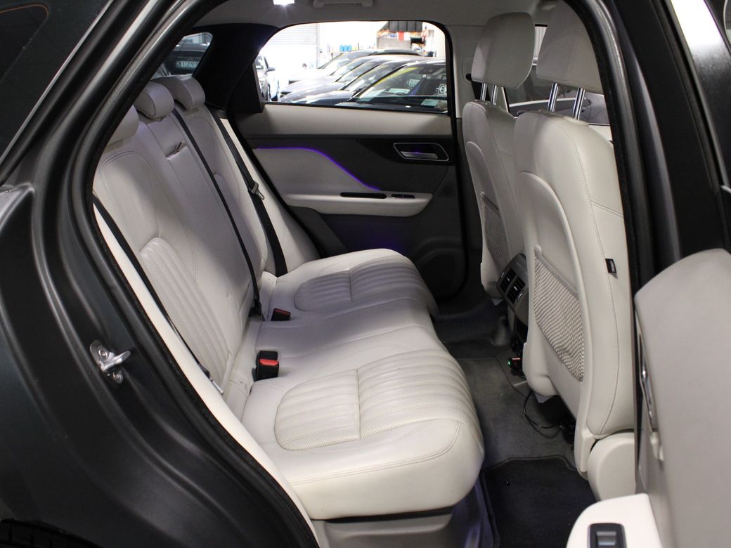 2016 Jaguar F-Pace
