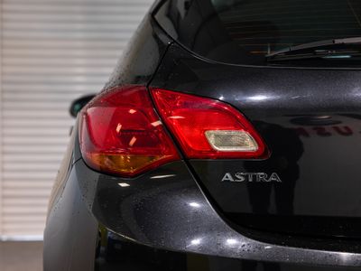 2014 Opel Astra