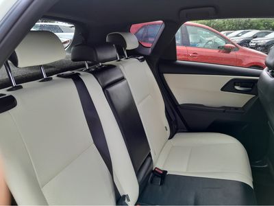2016 Toyota Auris