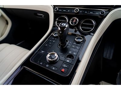 2025 Bentley Continental