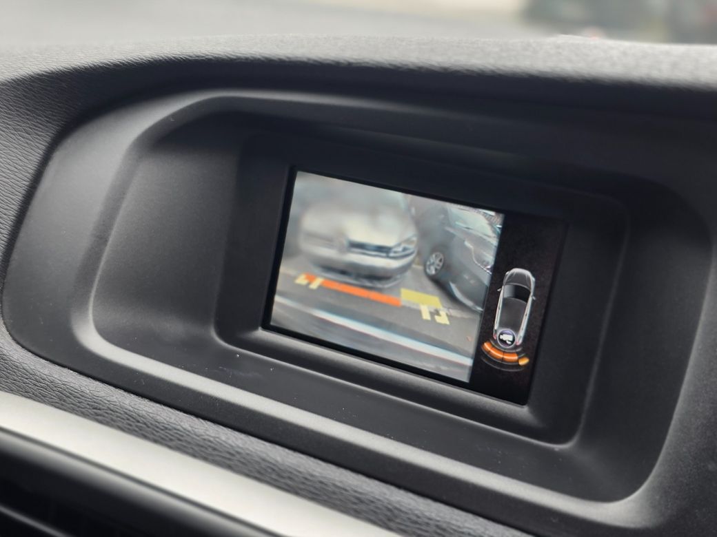 2016 Volvo V40