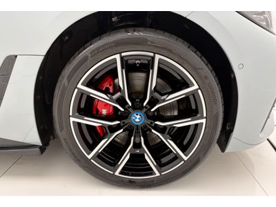 2024 BMW i4