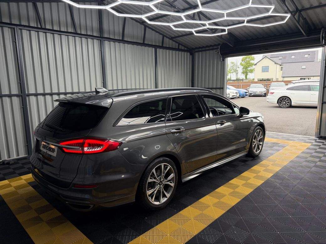 2020 Ford Mondeo