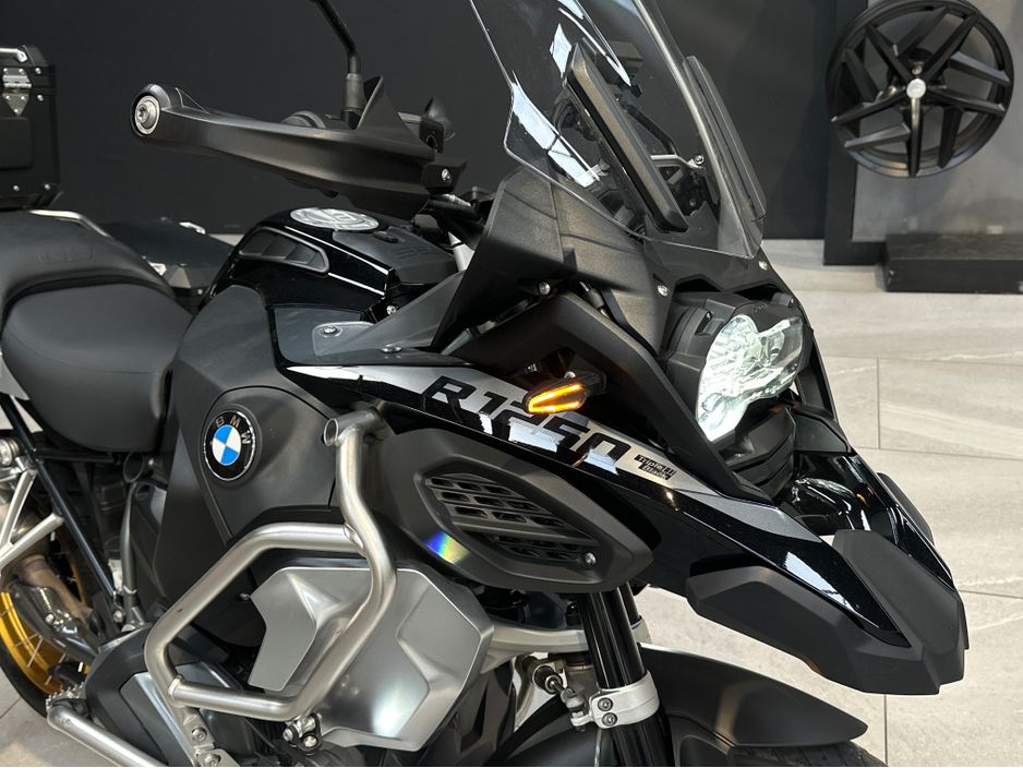 2022 BMW R1250