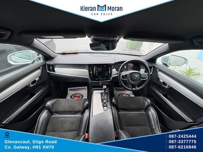 2017 Volvo S90