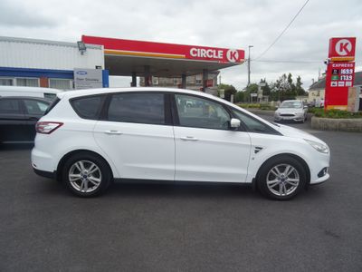 2016 Ford S-Max
